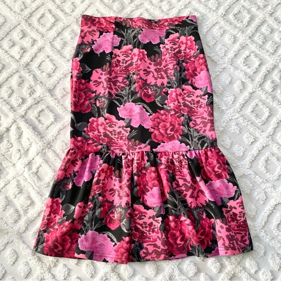 ASOS Dresses & Skirts - ASOS Pink & Black Floral Skirt with Peplum Hem